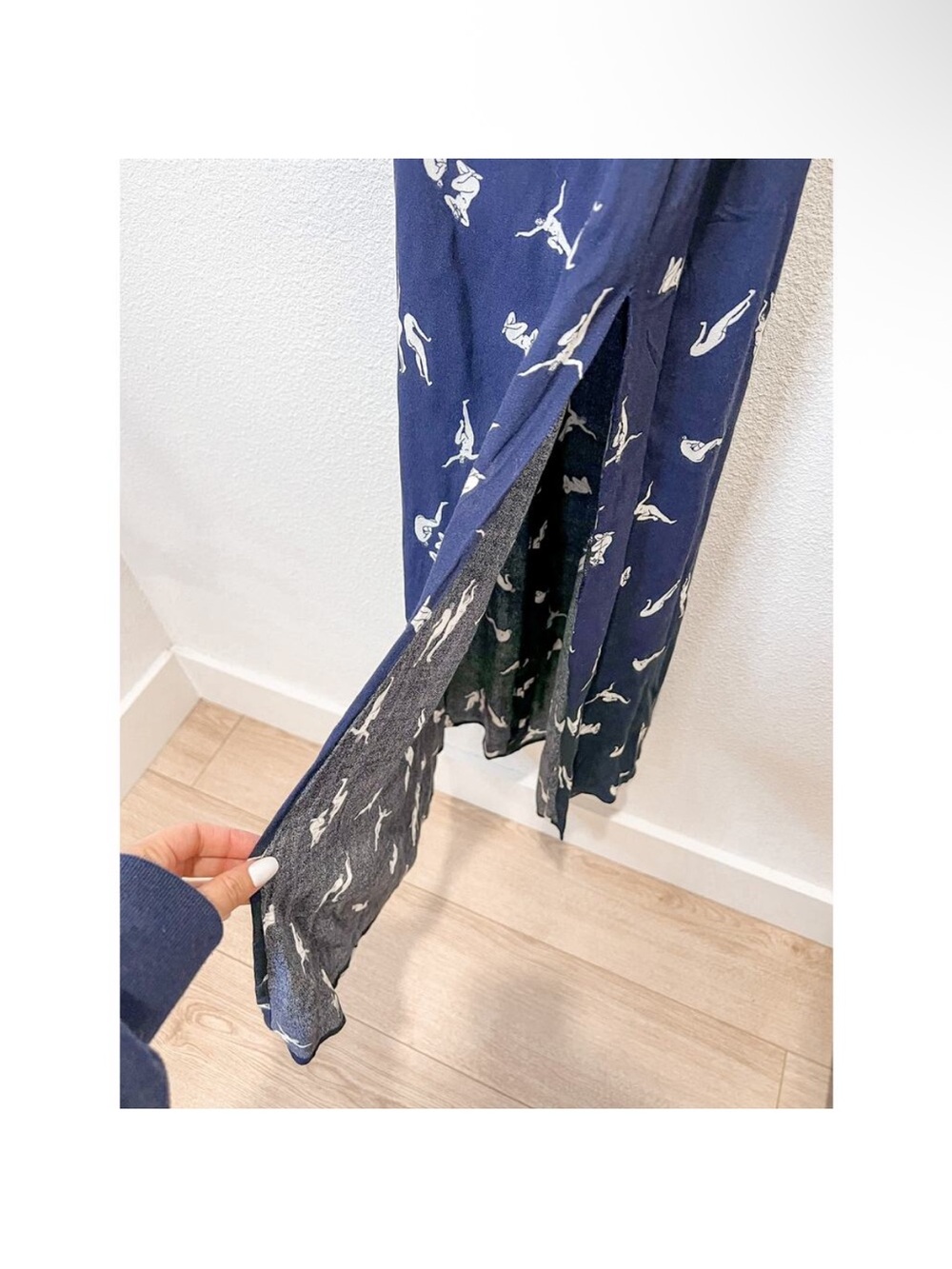 Reformation Navy Floral Puff-Sleeve Midi Dress with Side Slit - Picture 5 of 8